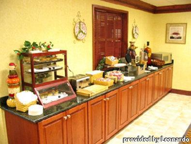 Western Strawberry Inn&suites
