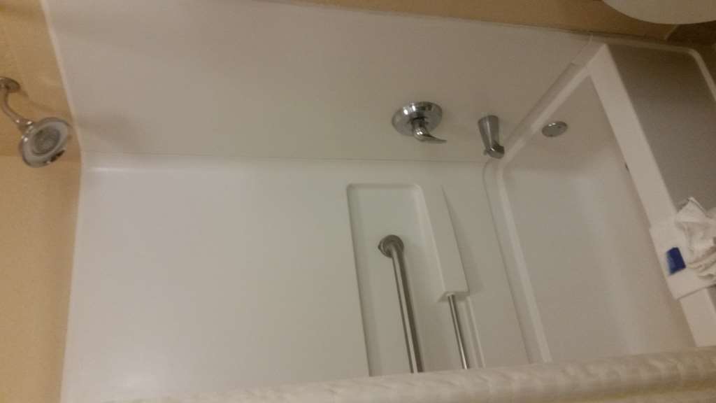 Western Strawberry Inn&suites Hotel 3*