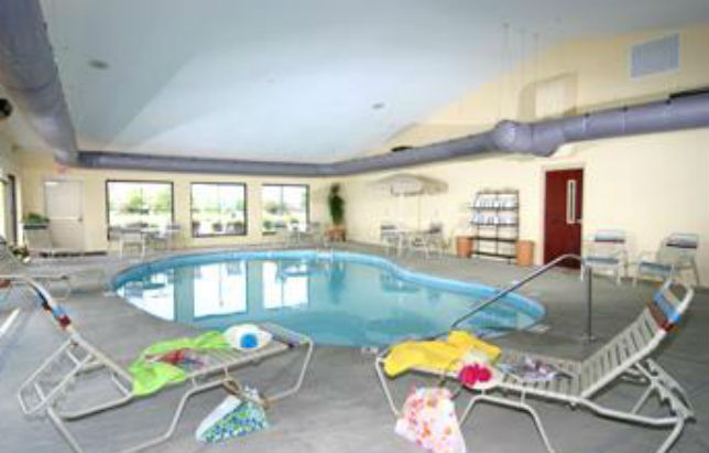 Western Strawberry Inn&suites