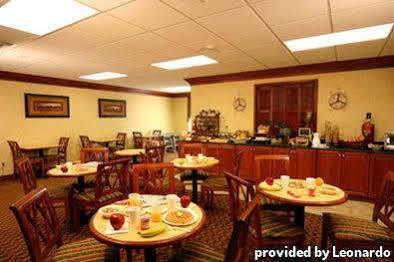 Hotel Western Strawberry & 3*